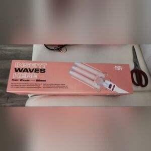 Beachwaver 3 way girl and bonus other curling iron